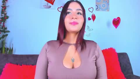 Snapshot of chanel_parker chatting on February 25, 2:25 am  Chanel Parker  online show from February 25, 2:25 am