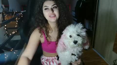Stephanieblisss online show from December 21, 11:27 am
