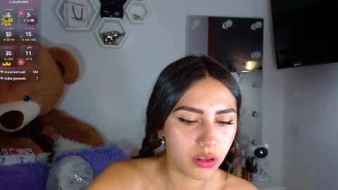 Snapshot of channelrose_1 chatting on December 4, 2:36 am Isabella online show from December 4, 2:36 am