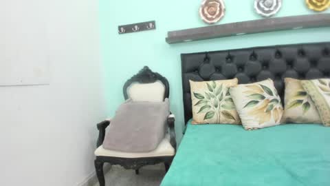 chantal_taylorx online show from May 20, 12:22 pm