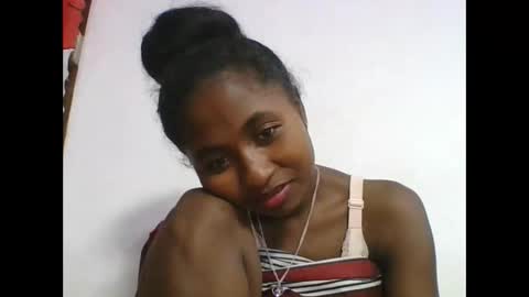 chantale483461 online show from May 8, 6:02 pm
