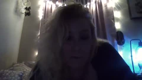 Ms. Behaving online show from February 22, 12:51 pm