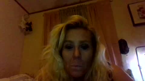 Ms. Behaving online show from March 6, 12:52 pm