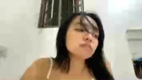 Elly online show from April 9, 12:55 pm