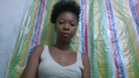 Snapshot of chariola0101 chatting on February 9, 12:39 am chariola0101 online show from February 9, 12:39 am