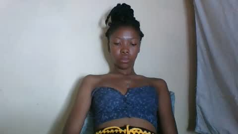 Snapshot of chariola0101 chatting on March 2, 10:14 am chariola0101 online show from March 2, 10:14 am