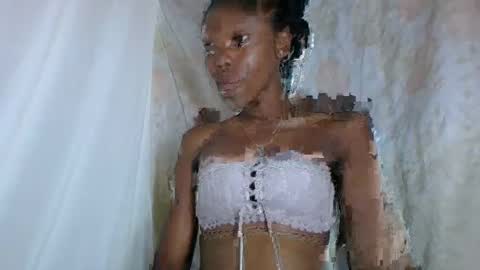 Snapshot of chariola0101 chatting on January 26, 11:17 am chariola0101 online show from January 26, 11:17 am