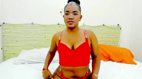 Charity online show from April 15, 12:30 pm