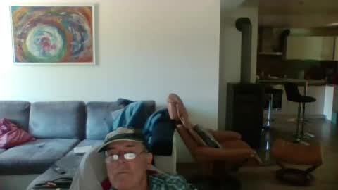 charles6064 online show from July 28, 10:13 am