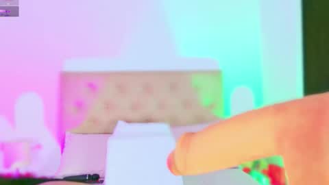 Charloott Evans online show from December 5, 1:38 am