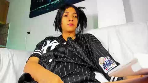 Snapshot of charlot_sanchez chatting on October 12, 3:32 am lot online show from October 12, 3:32 am