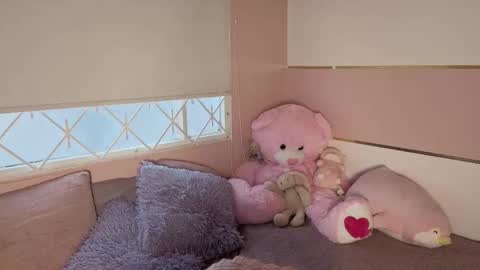 Snapshot of charlote__miller chatting on September 30, 12:48 pm You honey online show from September 30, 12:48 pm