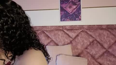 Snapshot of charlote__miller chatting on September 21, 11:47 am You honey online show from September 21, 11:47 am