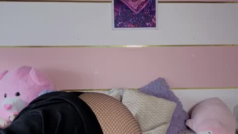 You honey online show from December 3, 1:12 pm