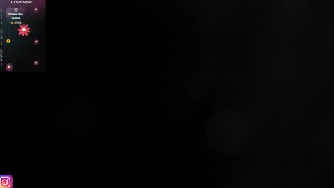 Snapshot of charlott25_ chatting on October 17, 4:16 am charlott online show from October 17, 4:16 am