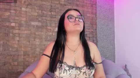 Snapshot of charlotte_256 chatting on September 25, 4:58 pm Charlotte online show from September 25, 4:58 pm