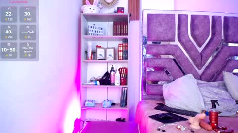 charlotte__miles online show from April 14, 11:57 am