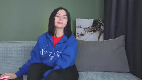 Snapshot of charlotte_daly chatting on September 14, 4:15 am Charlotte online show from September 14, 4:15 am