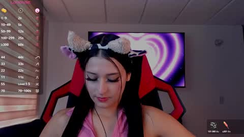 Snapshot of charlotte_greys chatting on September 24, 9:10 pm Charlotte  online show from September 24, 9:10 pm