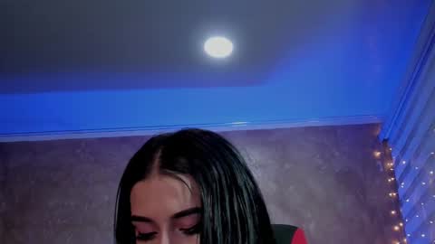 Snapshot of charlotte_greys chatting on February 25, 12:36 am Charlotte  online show from February 25, 12:36 am