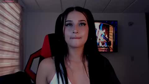 Snapshot of charlotte_greys chatting on September 13, 8:44 pm Charlotte  online show from September 13, 8:44 pm