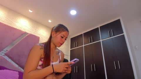 Charlotte Icee online show from April 2, 6:04 pm