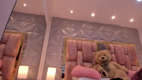 Charlotte Icee online show from March 23, 2:55 pm