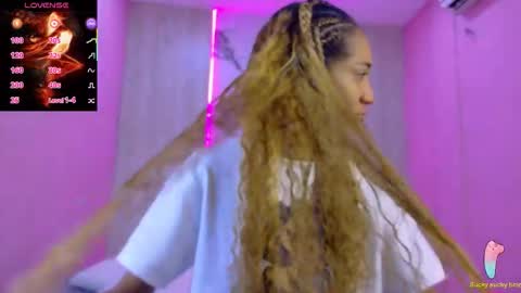 CHARLOTTE online show from November 25, 11:31 am