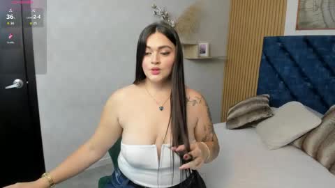 Charlotte Mayers online show from May 25, 11:27 am
