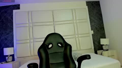 Charlotte  Everyday From 0700 to 1300 Col Time online show from April 18, 11:56 am