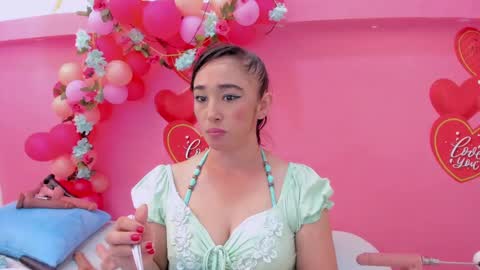 Snapshot of charlotte_x1 chatting on September 15, 6:09 pm Charlotte online show from September 15, 6:09 pm
