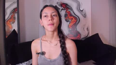 charlottegray_1 online show from November 14, 8:00 pm