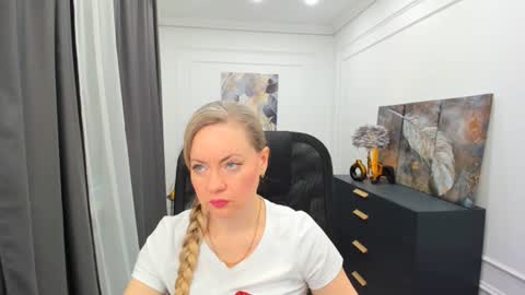 Charlotte online show from April 7, 11:56 am