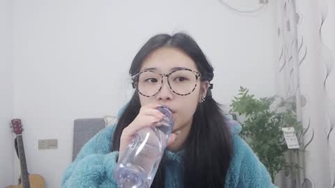 Charlotte online show from January 4, 7:23 pm