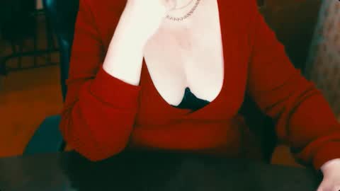 Snapshot of charlottextasty chatting on February 18, 4:14 pm CharlotteXTasty online show from February 18, 4:14 pm
