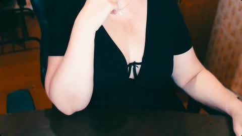 Snapshot of charlottextasty chatting on October 9, 11:37 am CharlotteXTasty online show from October 9, 11:37 am