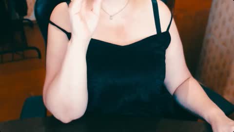 Snapshot of charlottextasty chatting on September 22, 10:41 am CharlotteXTasty online show from September 22, 10:41 am