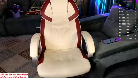 Kira online show from April 16, 9:39 pm