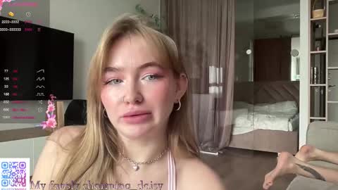 Snapshot of charming_daisy chatting on September 30, 10:15 am my fansly Charming daisy              My Wishlist  for new toys     online show from September 30, 10:15 am