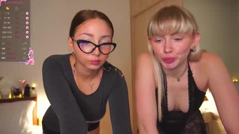 Snapshot of charming_daisy chatting on February 25, 2:14 am my fansly Charming daisy              My Wishlist  for new toys     online show from February 25, 2:14 am