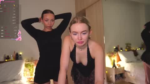 Snapshot of charming_daisy chatting on February 19, 9:28 am my fansly Charming daisy              My Wishlist  for new toys     online show from February 19, 9:28 am