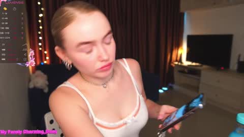 Snapshot of charming_daisy chatting on February 28, 3:37 am my fansly Charming daisy              My Wishlist  for new toys     online show from February 28, 3:37 am