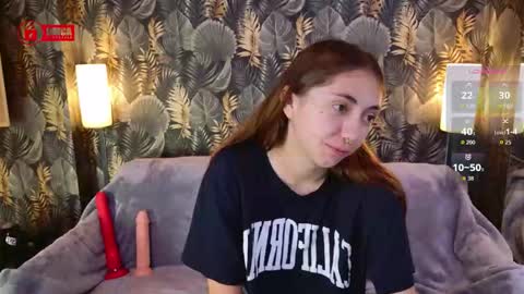 CharmingLIA online show from October 24, 11:33 am