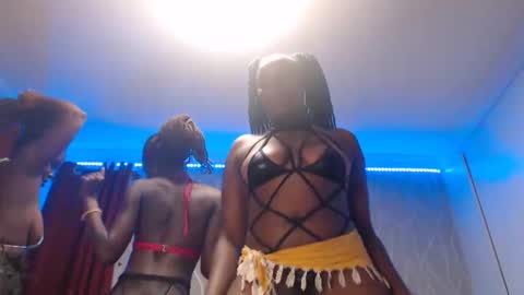 Zoe online show from November 23, 10:19 pm