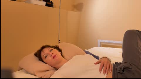 katie online show from November 25, 4:39 pm