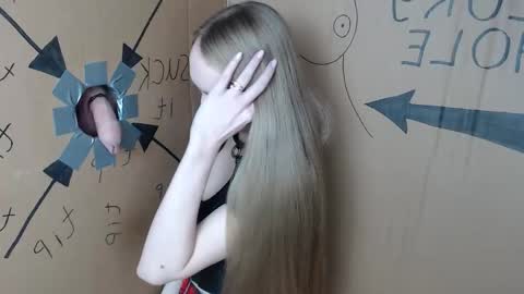 Anna online show from December 5, 12:14 pm