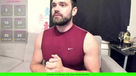 Snapshot of chasemason20 chatting on December 2, 12:23 am Onlyfans chasingfit Instagram the arguer Twitter chasingfitOF online show from December 2, 12:23 am