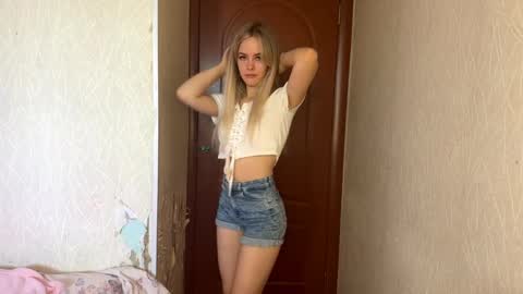 Snapshot of chayashortle chatting on September 12, 7:10 am Milissa online show from September 12, 7:10 am