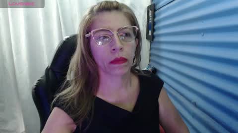 CHAYLA VICTORIA RUIZ  online show from March 25, 12:23 pm