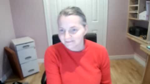 chealsiek online show from February 1, 7:11 pm